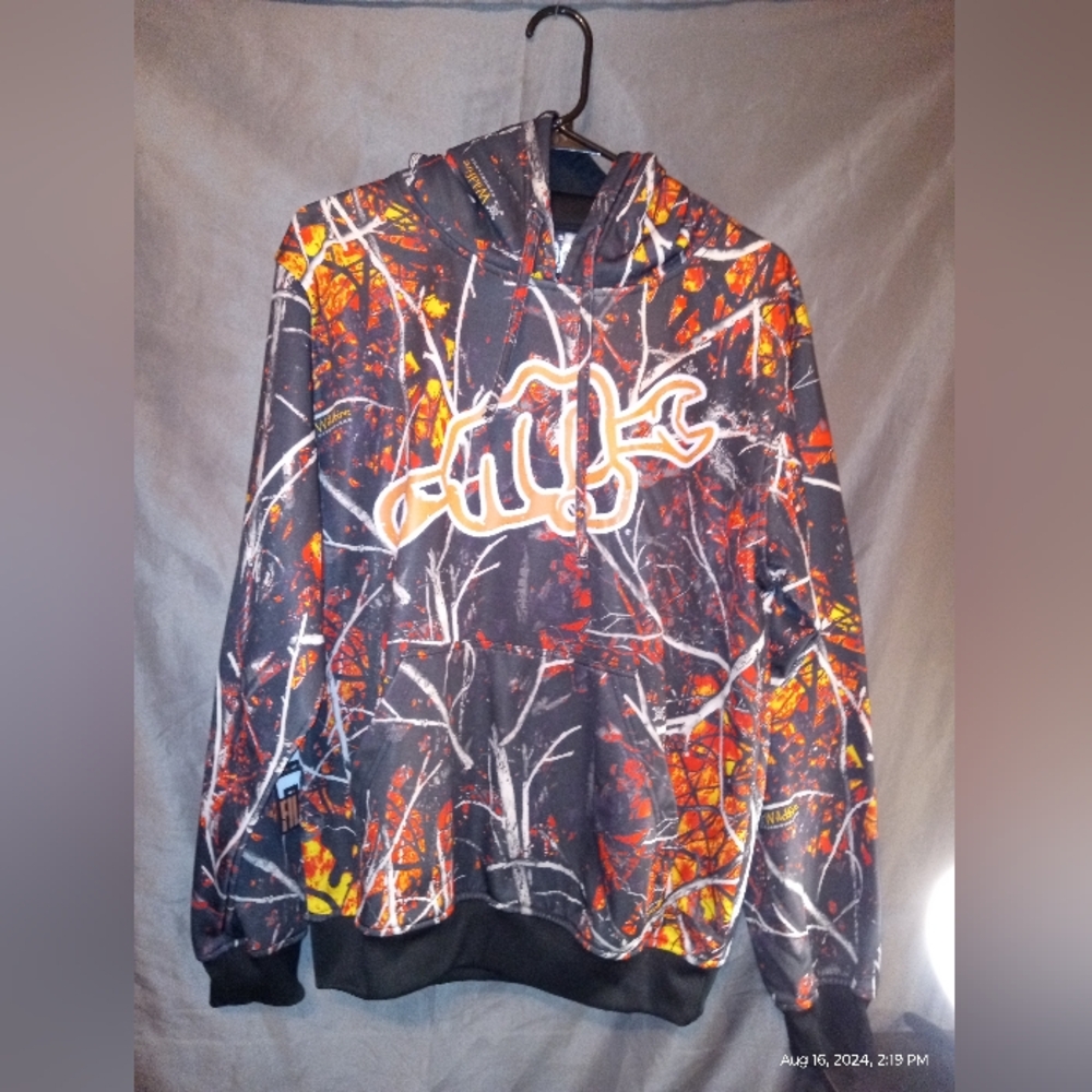 Men's moonshine wildlife attitude hoodie
